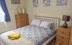 Nanny Bambi'S Highland Hoose